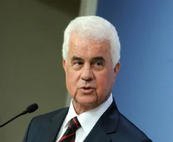 Eroğlu, yemin etti