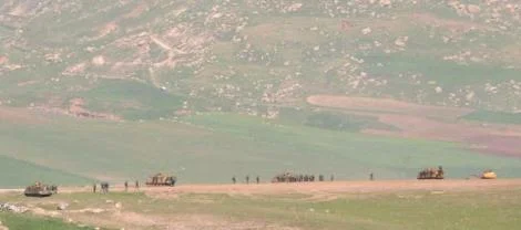 Erzincan'da askeri araç konvoyu...