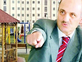 'Evim yıkılabilir' diyene TOKi'den ev!