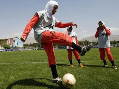 FIFA da başörtüsü yasakçısı çıktı!
