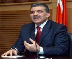 Gül, Fehmi Koru'nun fasılına katıldı
