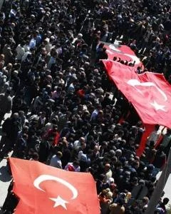 İki şehidi daha toprağa verdik...