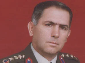 İntihar etti denen albayın şok raporu