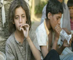 Irak'ta çocuklar okul yerine işe