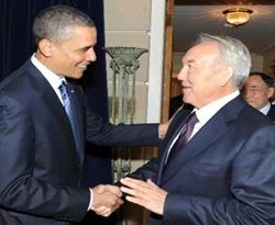 Kazak lider Nazarbayev, Obama ile görüştü