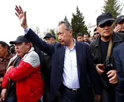 Kırgızistan'da iç savaş tehlikesi artıyor
