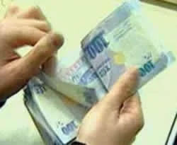 Maliye çalışanları eşit maaş istiyor