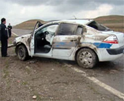 Polis aracı devrildi: 2 polis hayatını kaybetti