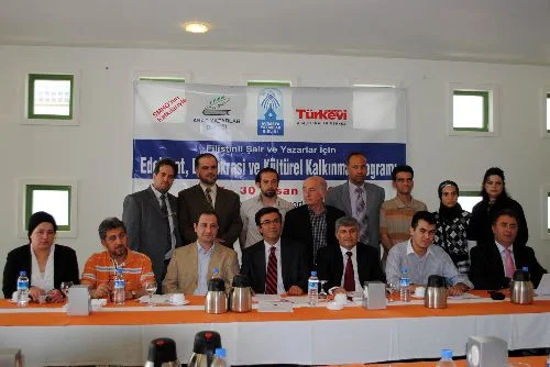 Şairlerden Filistinliler için şiir ve kaside