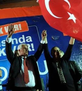 "Seçimleri yeni Denktaş kazandı"