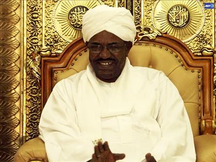 Sudan'da tarihi seçimler yapıldı