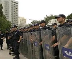 Taksim'de güvenlik önlemleri alındı