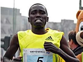 25 kilometre maratonunda dünya rekoru kırıldı