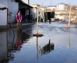 Ağrı sular altında