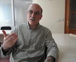 ''AK Parti İslamcıları dönüştürdü''