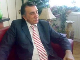 "AK Parti kendi kavgasını veriyor"