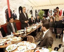Arınç: Türkiye, krizde kendini korudu