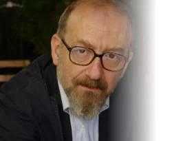 'Atatürk de İnönü de iyi diktatörlerdi'