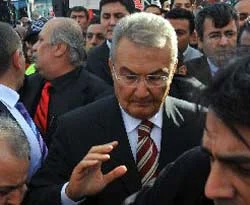 Baykal'dan CHP yönetimine 'son' mesaj