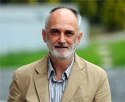 'Bir ney ve iki semazenle Mevlevi müziği yapılmaz'