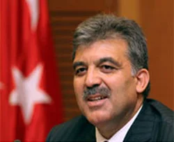 Cumhurbaşkanı Gül şampiyonu kutladı
