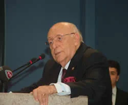 Demirel'den Deniz Gezmiş yorumu