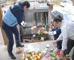 Diyarbakır'da 4 ton bozuk gıda imha edildi