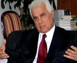 Eroğlu: Konuşulanlar konuşanları bağlar