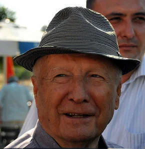 'Evren' adı 'Türkan Saylan' oldu