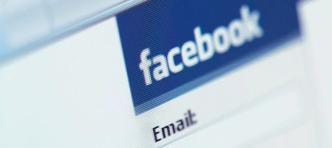 Facebook'a bir yasak daha