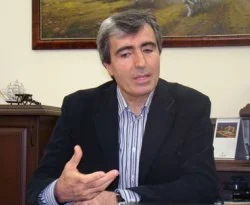 Fadıl Akgündüz yeni projelerle döndü