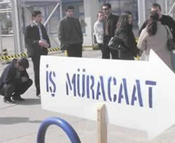 Genç nüfusun yüzde 25'i işsiz