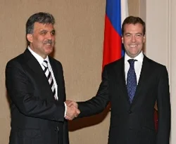 Gül, Medvedev'e özel yemek verdi