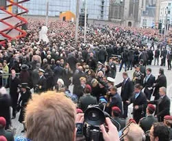 Hollanda'da törende panik