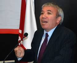 "İhracatın yolu bilişim sektöründen geçer"