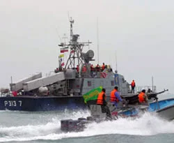 İran deniz tatbikatina başladı