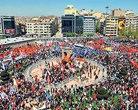İş azsın, sonunda darbe olacak