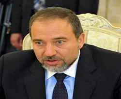İsrail, Suriye'ye silah satışına tepkili