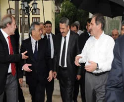 İzmir'de 'mini' kültür zirvesi