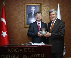 Koacaeli belediyesine başkonsolos ziyareti