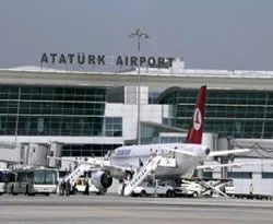 Küle rağmen uçak trafiği büyüdü