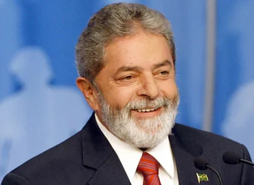 Lula İran için devrede