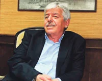 Necip Fazıl'ı cezaevine koyacaklardı