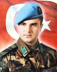 Öğretmendi teğmen oldu