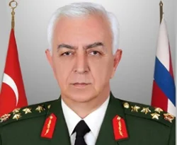 Orgeneral Koşaner'e imtiyaz nişanı