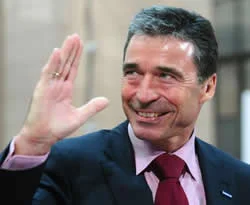 Rasmussen Bükreş'e gidiyor