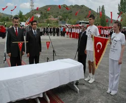 'Sevgi Bayrağı' Ankara yolunda