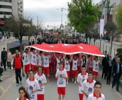 Sevgi bayrağı Kırşehir'de