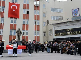 Sivas Emniyeti'ni yasa boğan ölüm