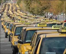 Taksicilerin kavgası kanlı bitti: 4 yaralı